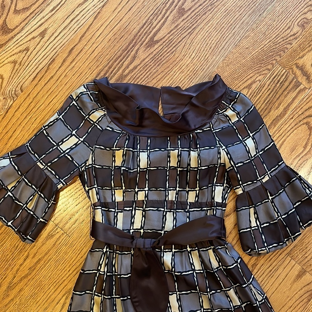 Nanette Lepore Woman’s Brown Silk Dress Size 0 - Picture 2 of 7